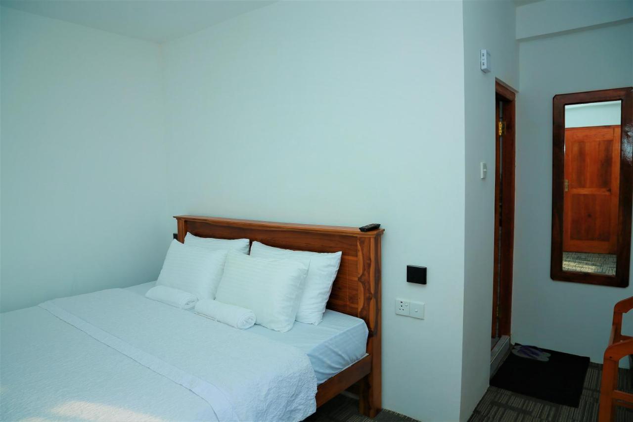 Agp Home Нувара-Элия Экстерьер фото